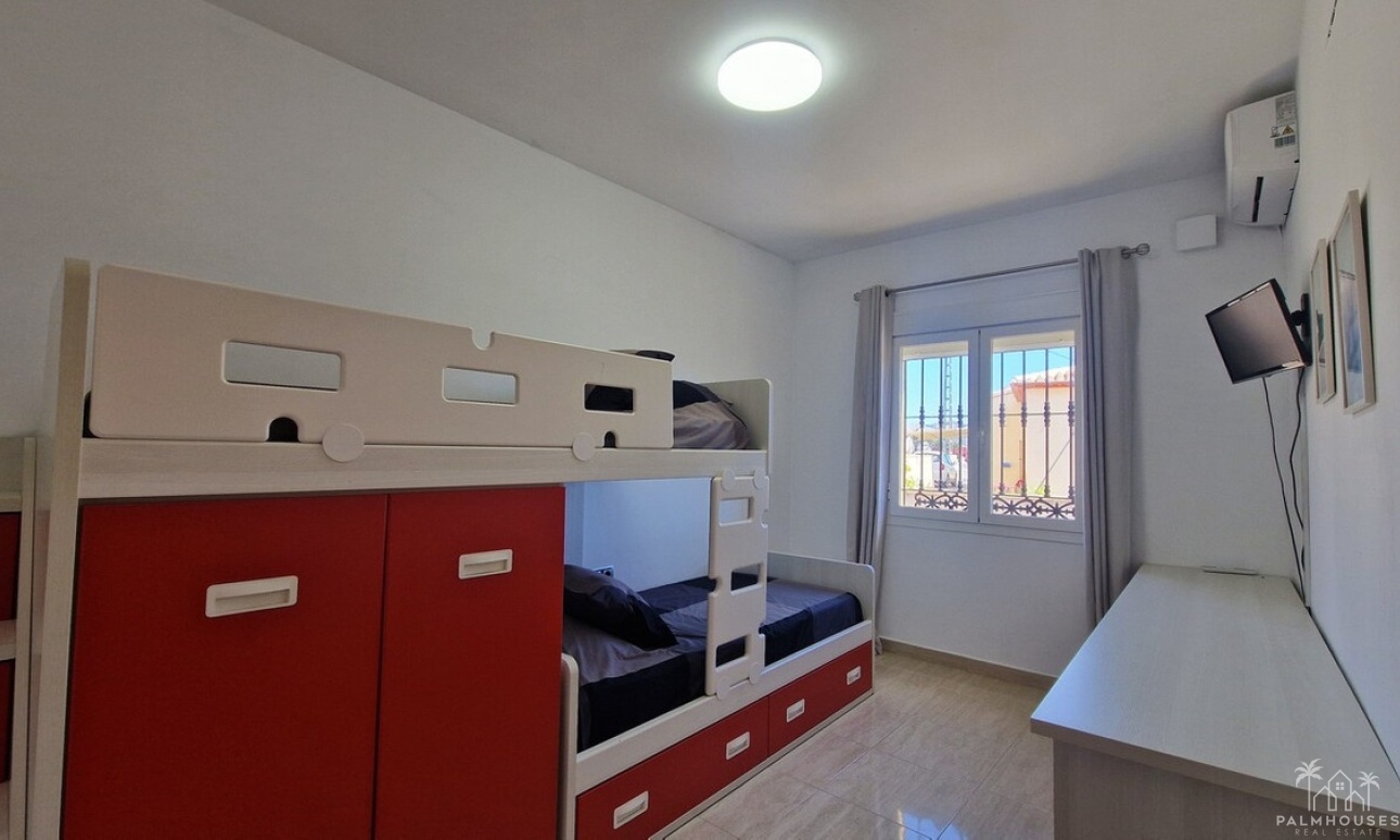 Revente - Villa - Orba - Orba Centro
