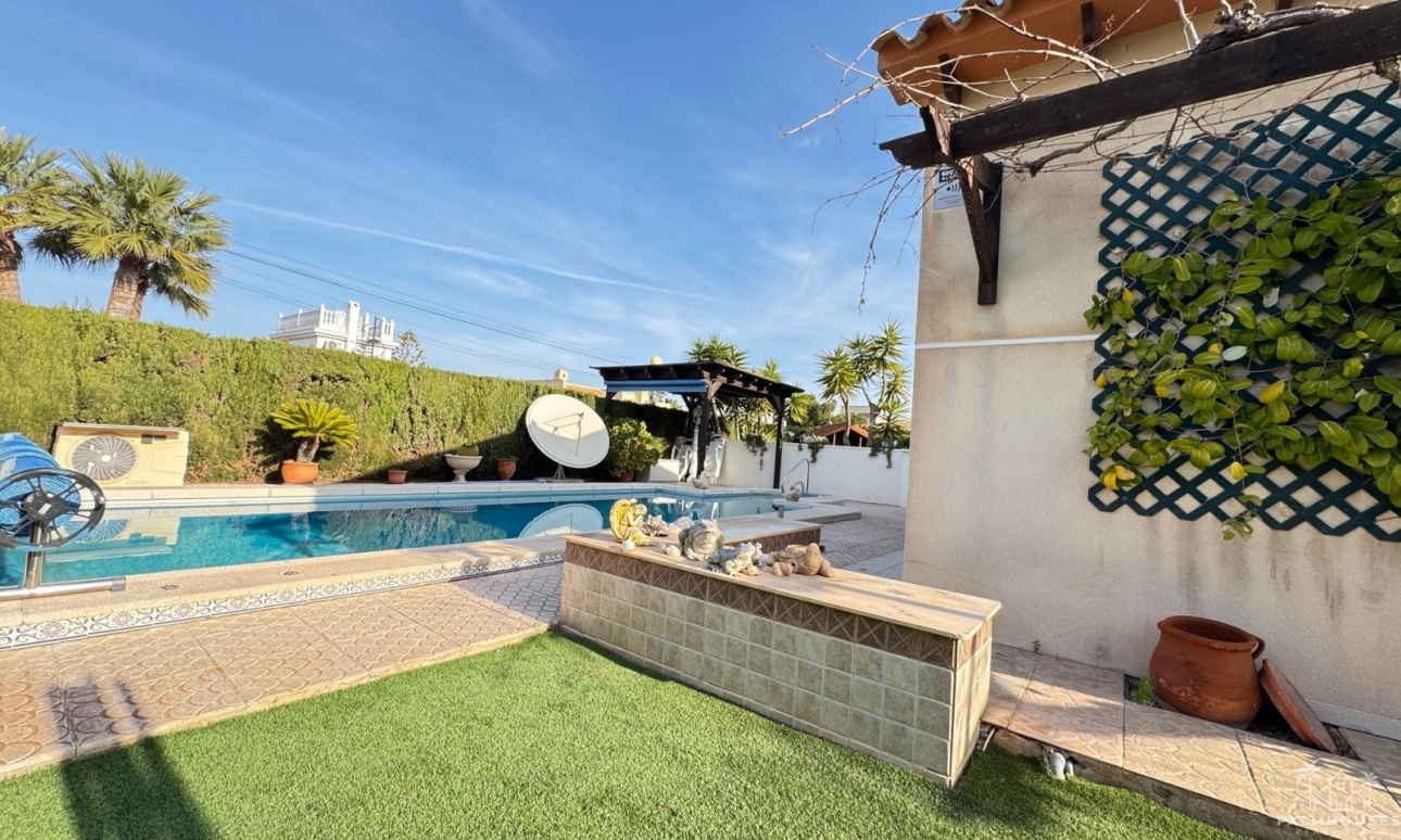 Revente - Villa - Orihuela Costa - Cabo Roig