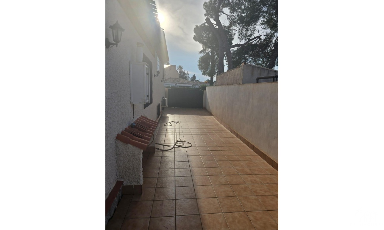 Revente - Villa - Orihuela Costa - Campoamor