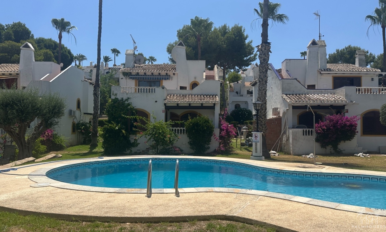 Revente - Villa - Orihuela Costa - Costa Blanca