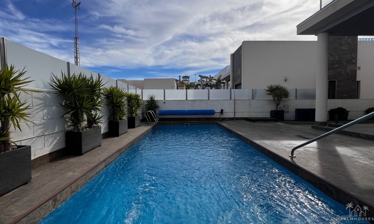 Revente - Villa - Orihuela Costa - Costa Blanca