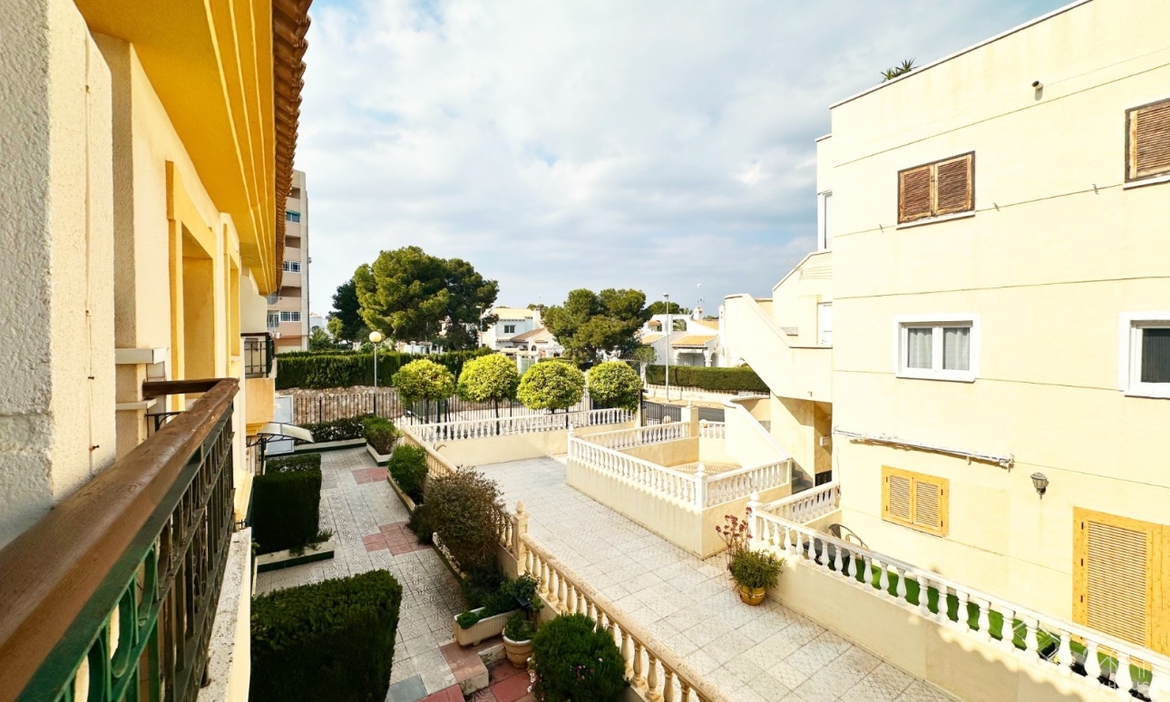 Revente - Villa - Orihuela Costa - Costa Blanca