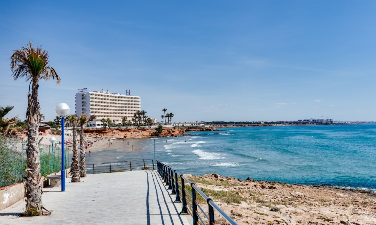 Revente - Villa - Orihuela Costa - Costa Blanca