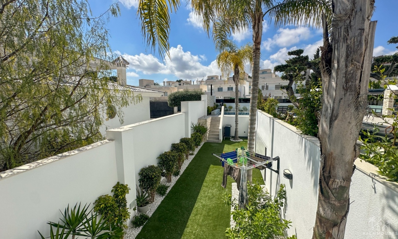 Revente - Villa - Orihuela Costa - Costa Blanca