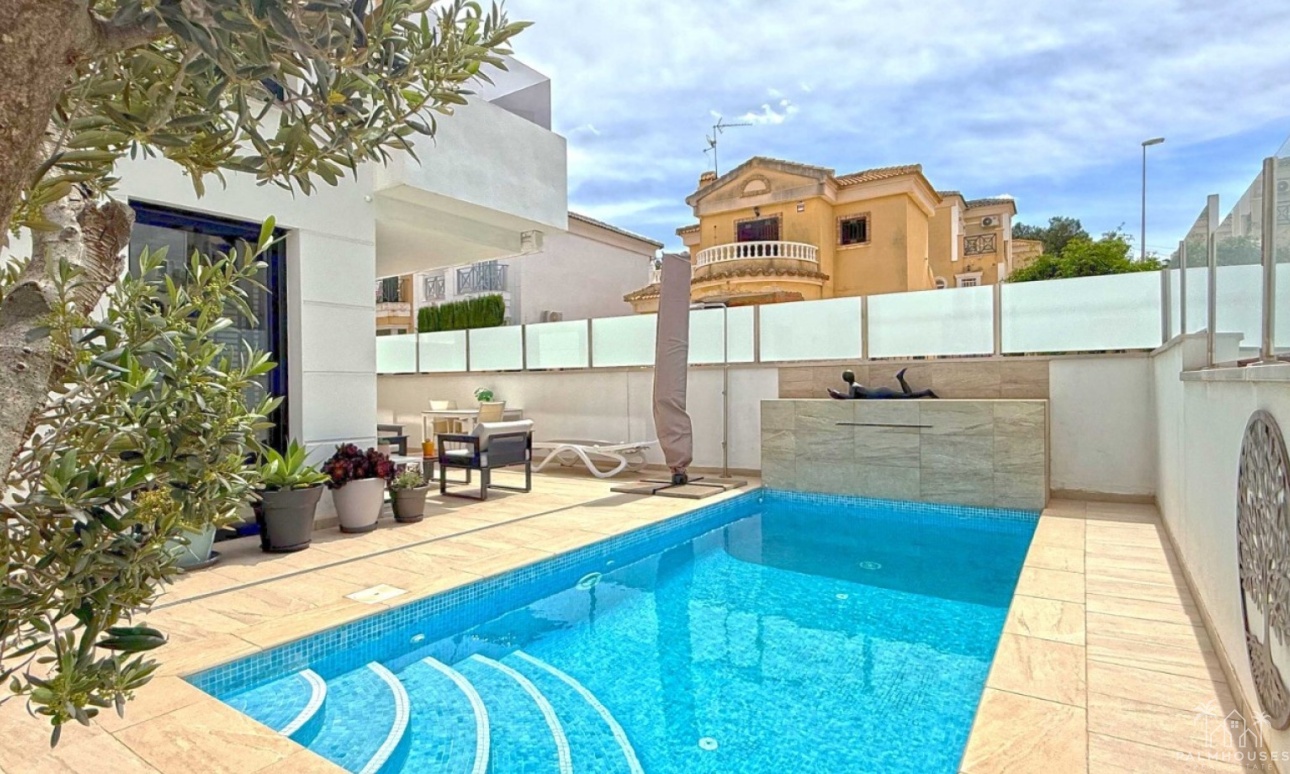 Revente - Villa - Orihuela Costa - Costa Blanca