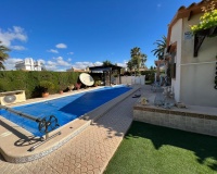 Revente - Villa - Orihuela Costa - Costa Blanca