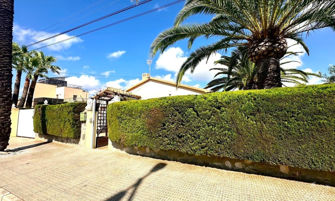 Revente - Villa - Orihuela Costa - Costa Blanca