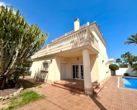 Revente - Villa - Orihuela Costa - Costa Blanca