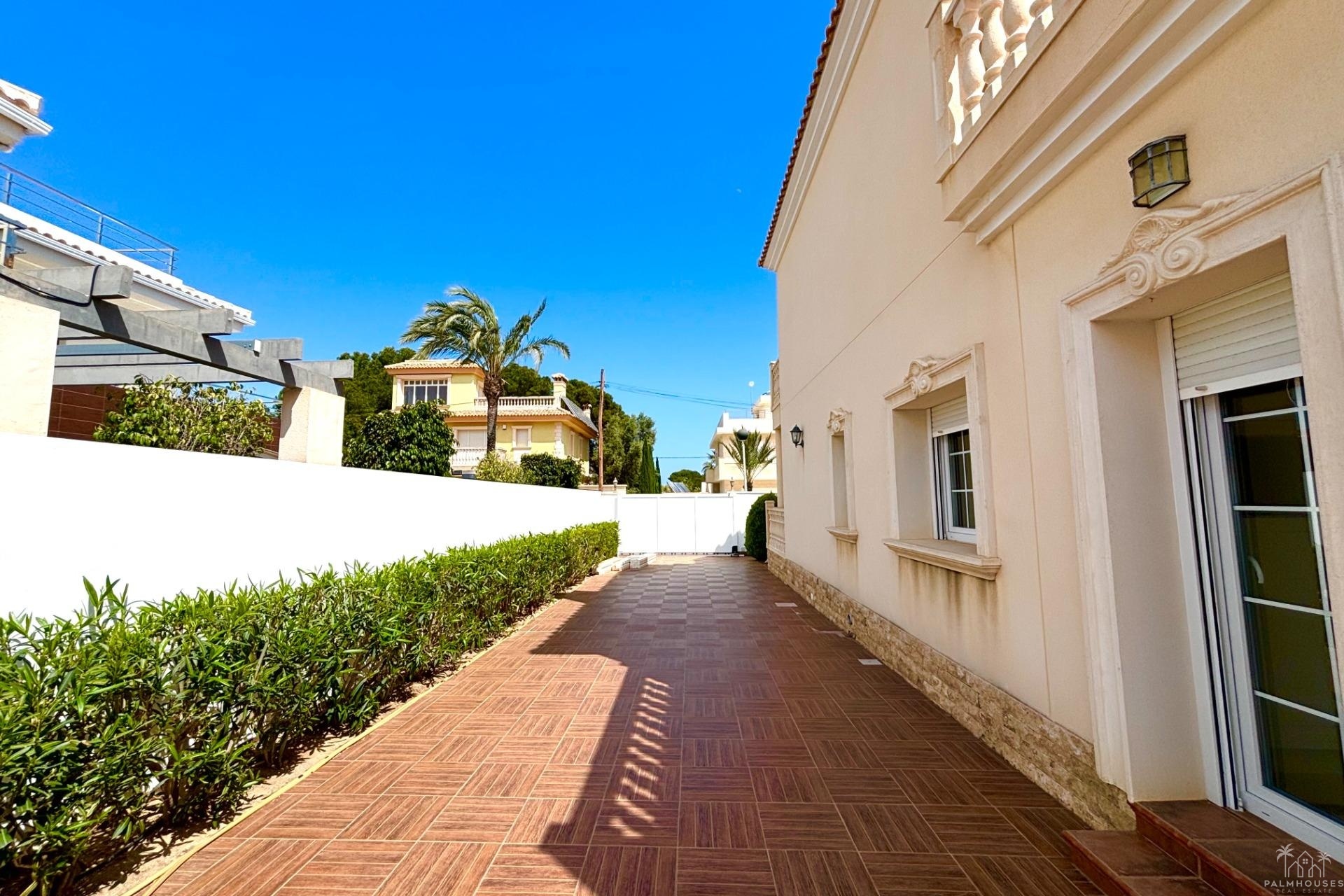 Revente - Villa - Orihuela Costa - Costa Blanca