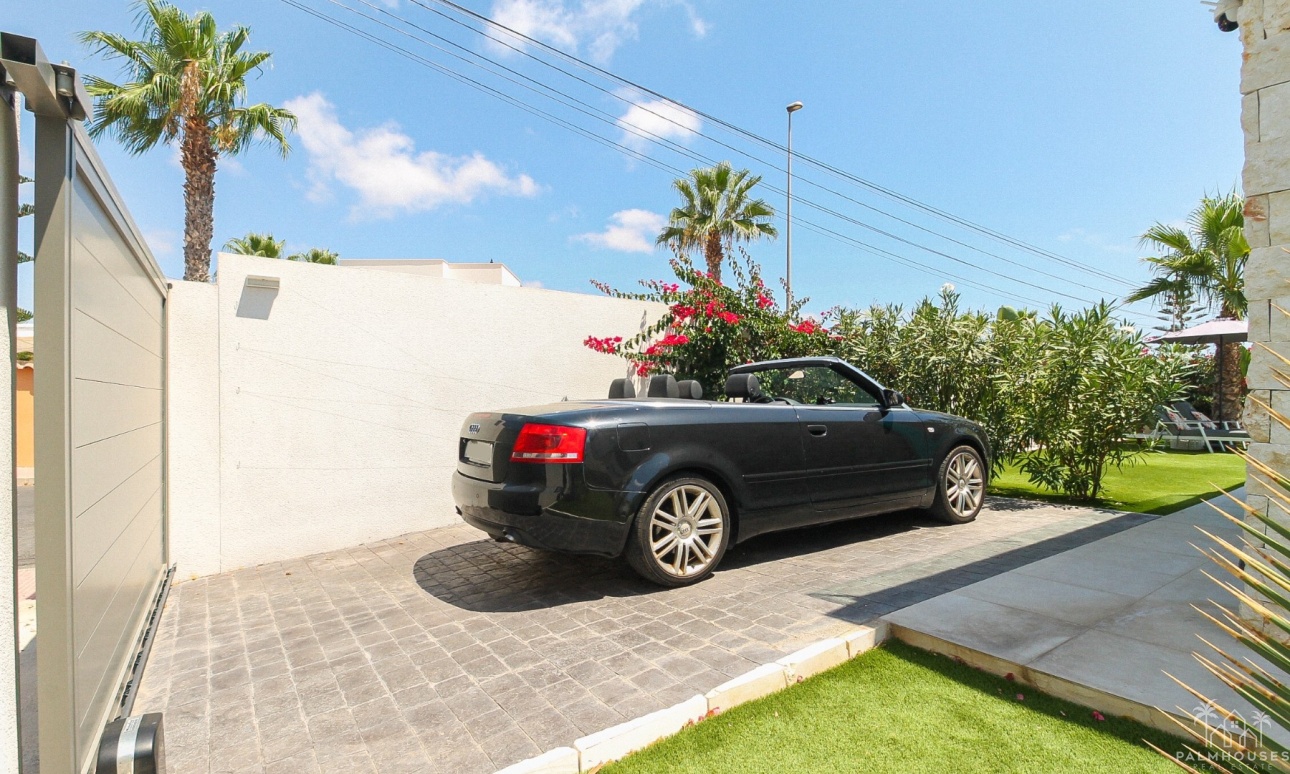 Revente - Villa - Orihuela Costa - Costa Blanca