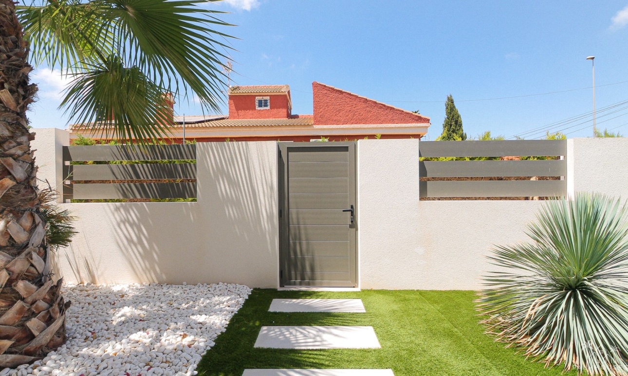 Revente - Villa - Orihuela Costa - Costa Blanca