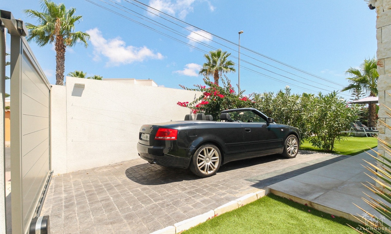 Revente - Villa - Orihuela Costa - Costa Blanca