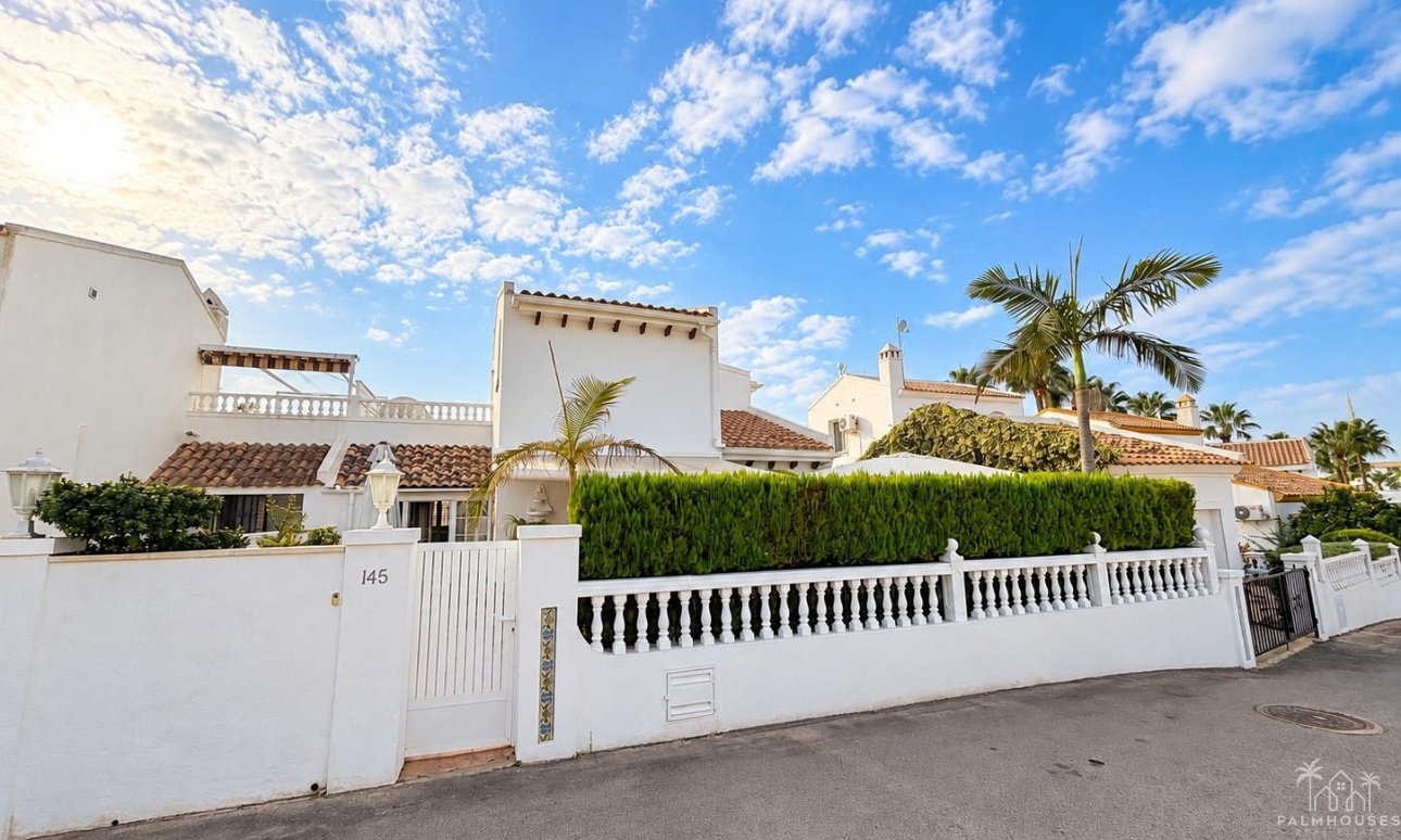 Revente - Villa - Orihuela Costa - Costa Blanca