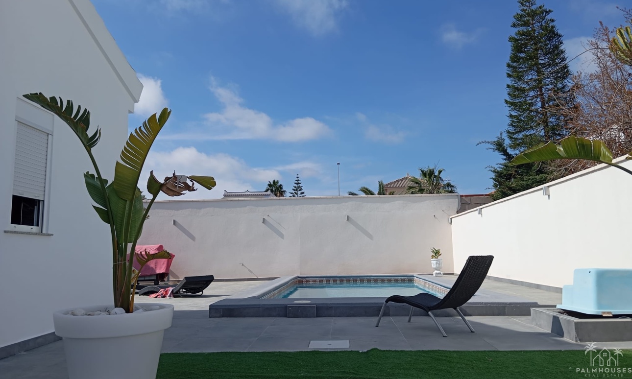 Revente - Villa - Orihuela Costa - Costa Blanca