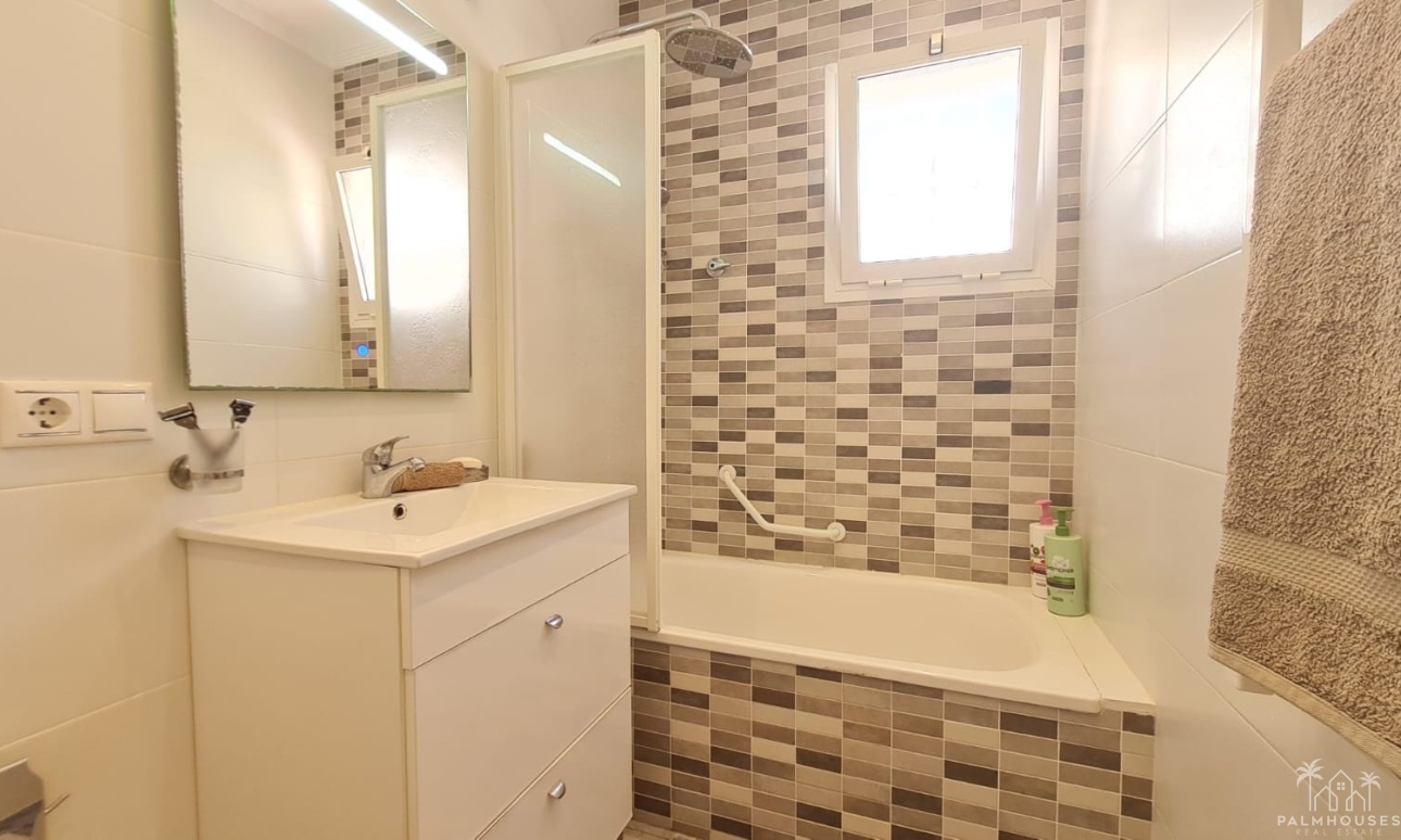 Revente - Villa - Orihuela Costa - La Florida