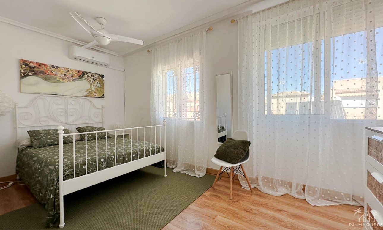 Revente - Villa - Orihuela Costa - La Zenia