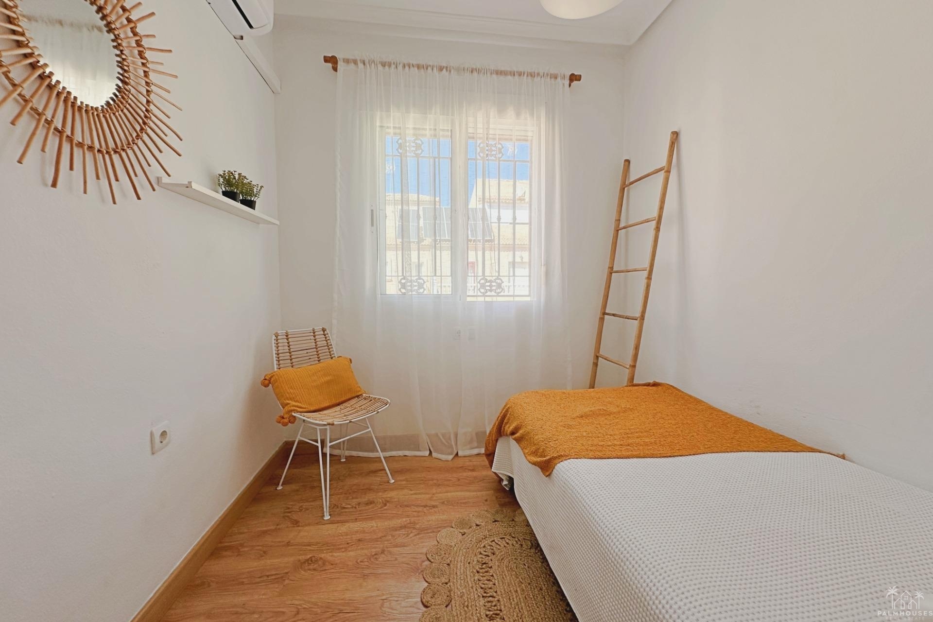 Revente - Villa - Orihuela Costa - La Zenia
