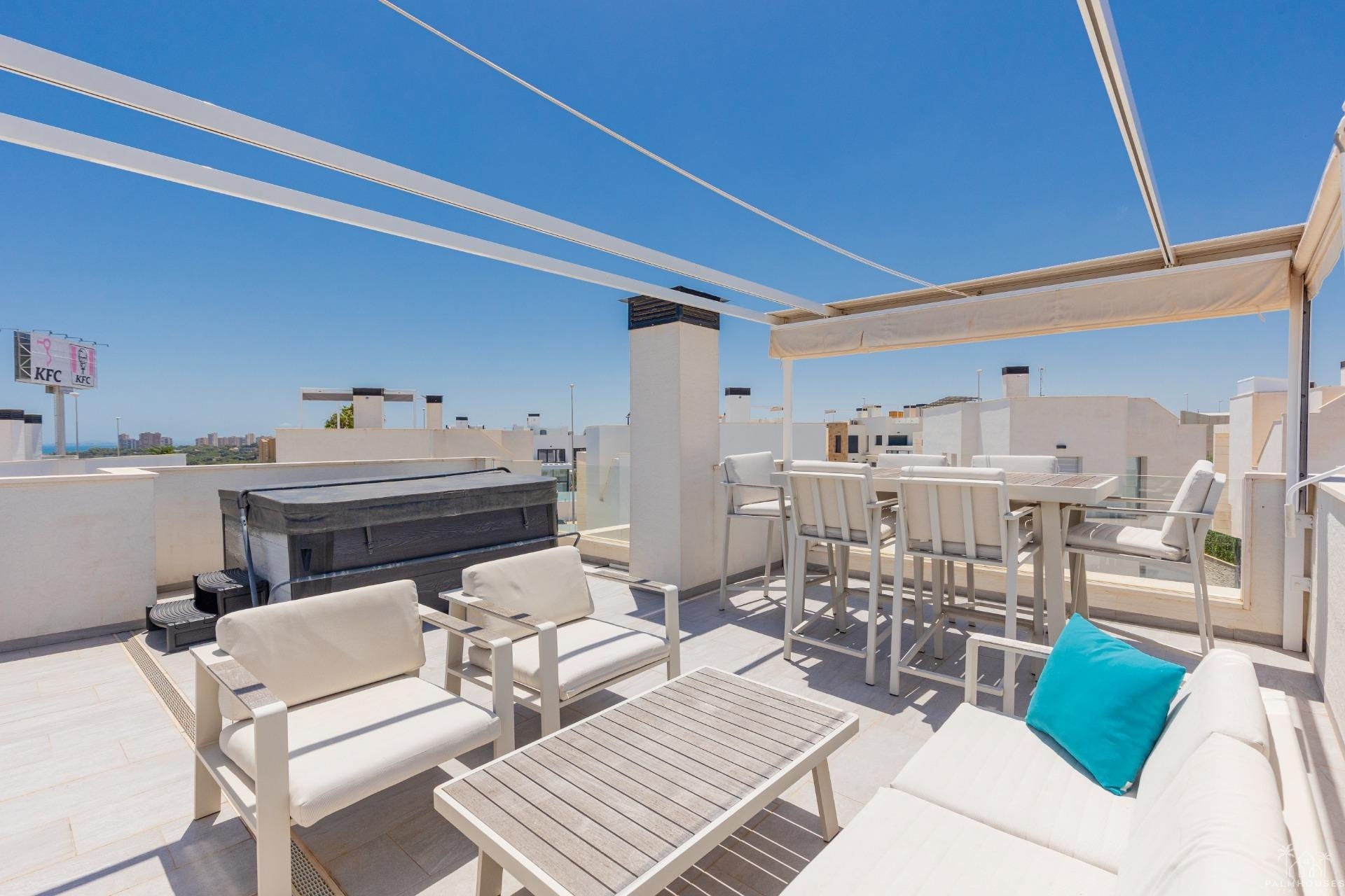Revente - Villa - Orihuela Costa - Lomas de Cabo Roig