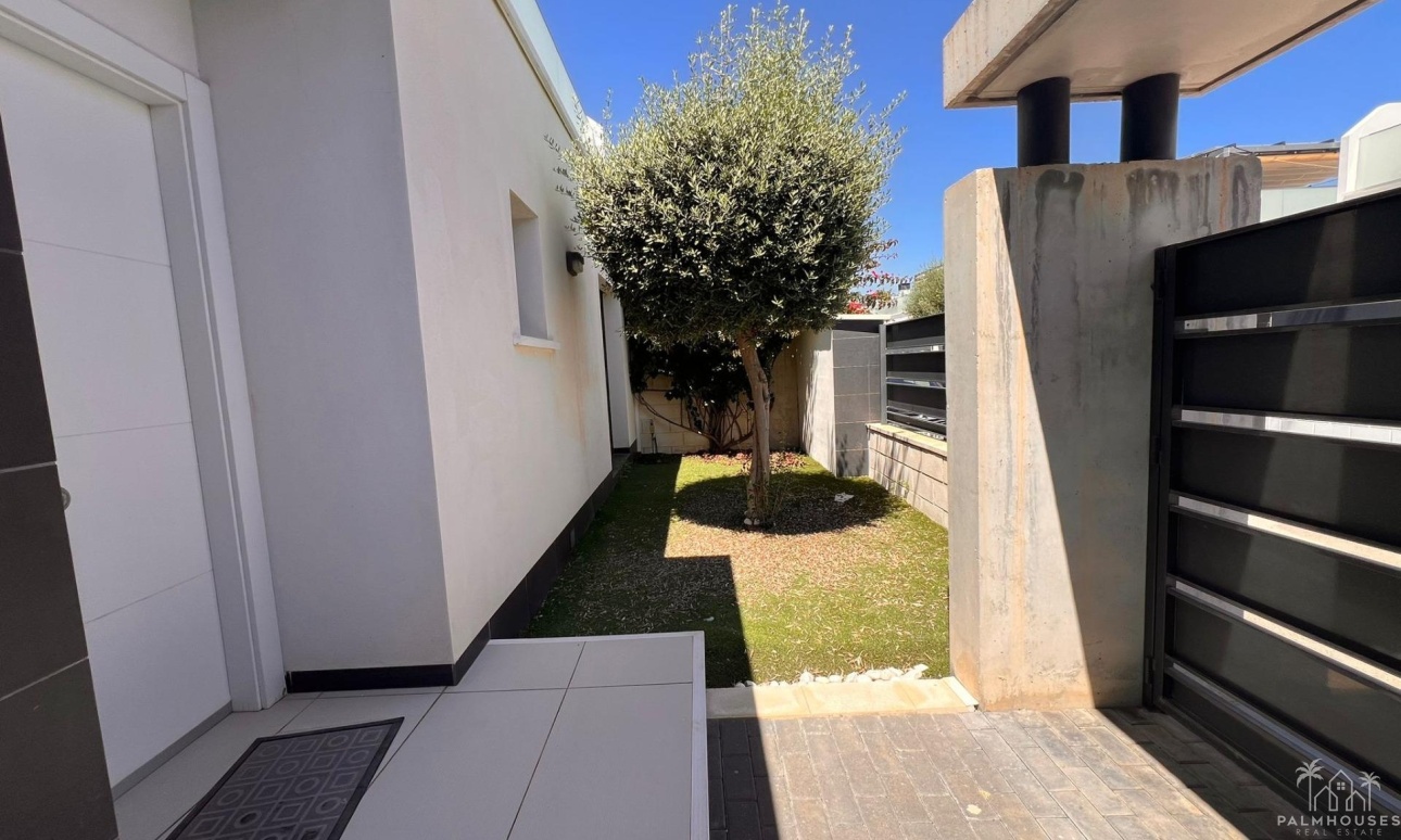 Revente - Villa - Orihuela Costa - Lomas de Cabo Roig