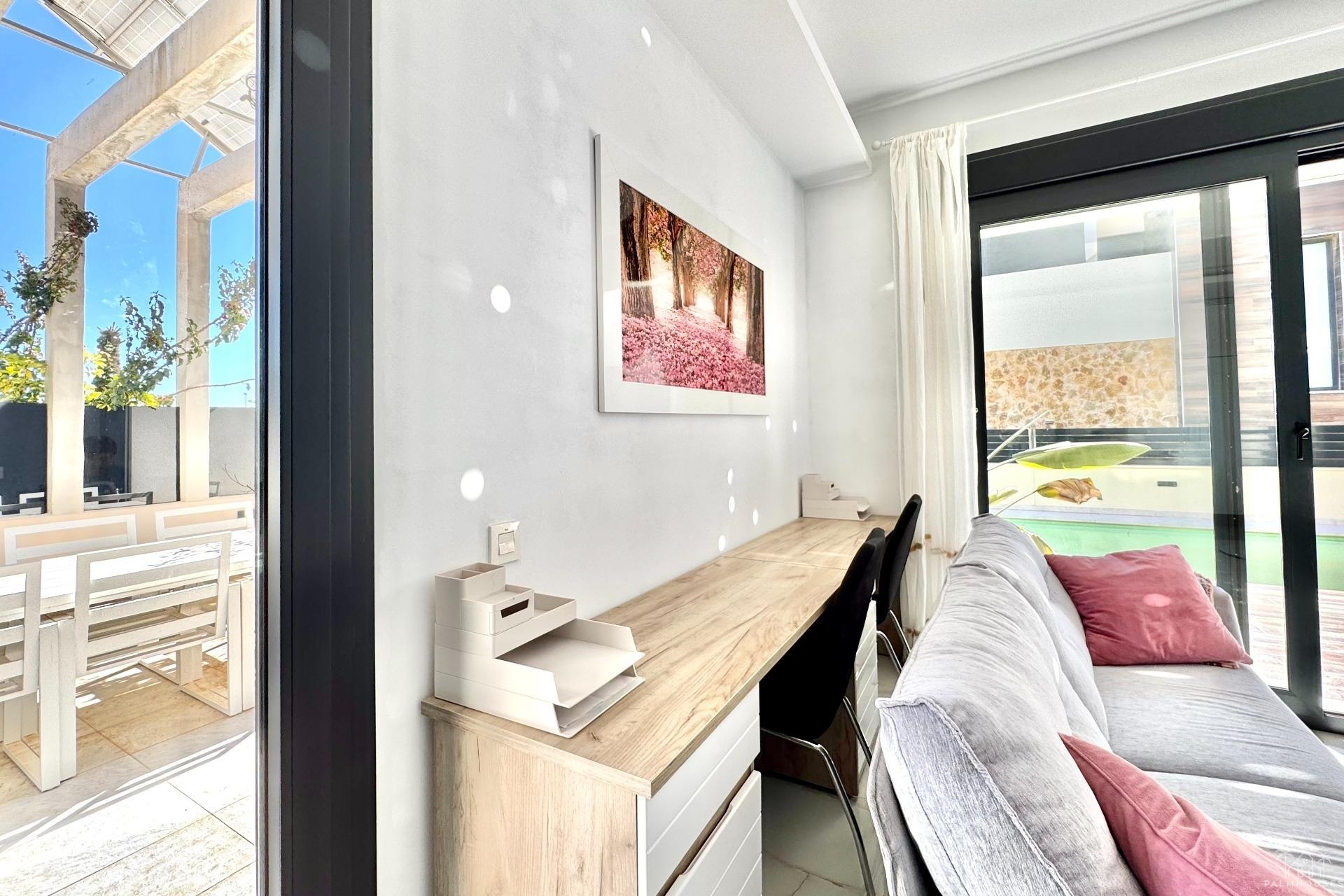 Revente - Villa - Orihuela Costa - Lomas de Cabo Roig