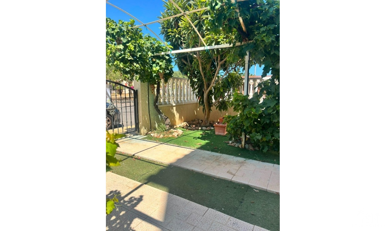 Revente - Villa - Orihuela Costa - Lomas de Cabo Roig