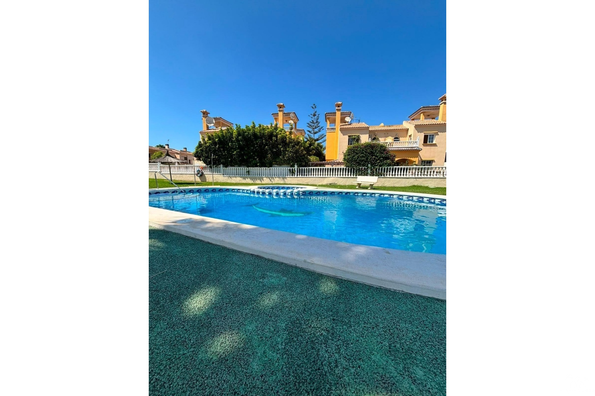 Revente - Villa - Orihuela Costa - Lomas de Cabo Roig