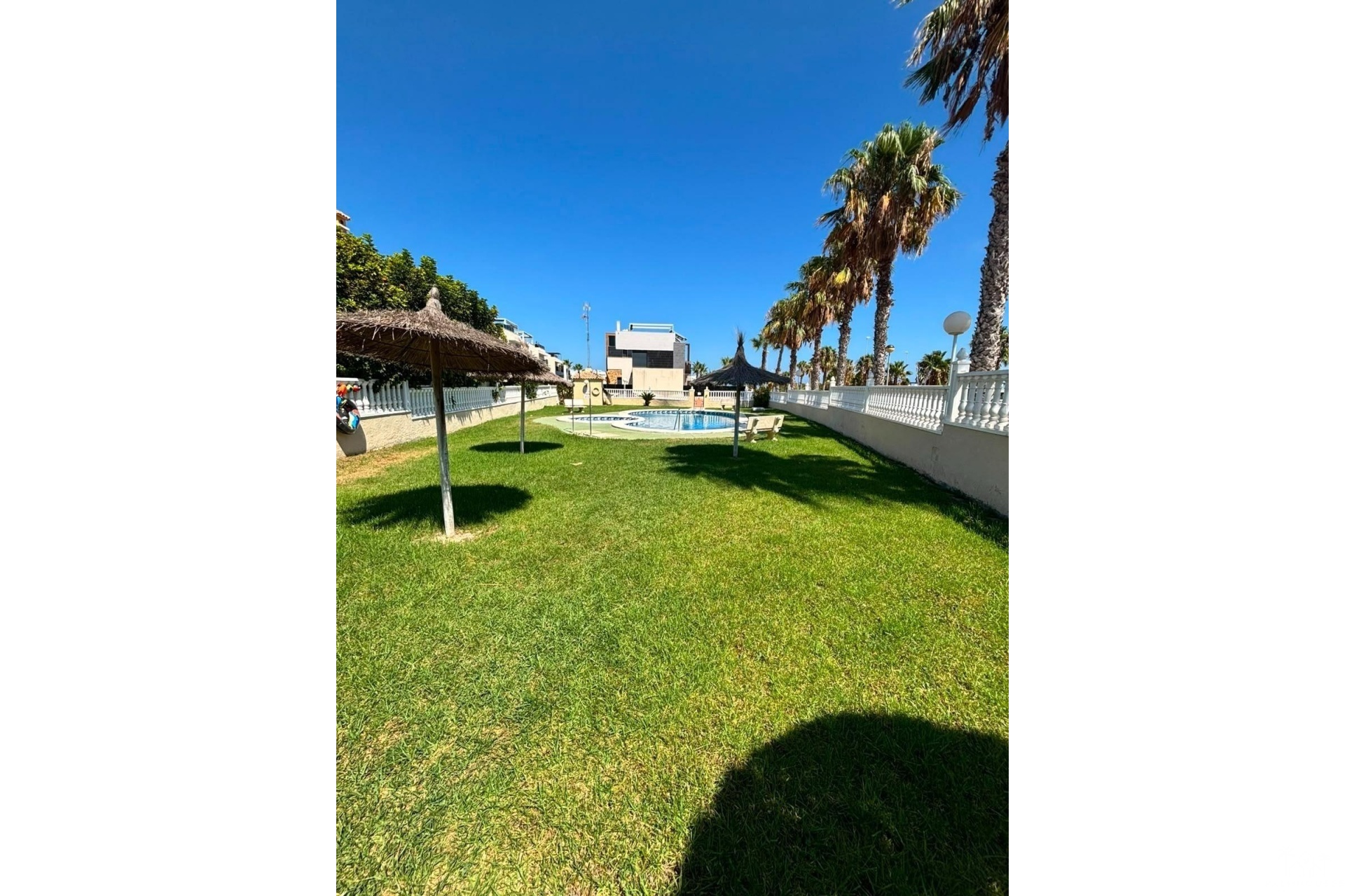 Revente - Villa - Orihuela Costa - Lomas de Cabo Roig