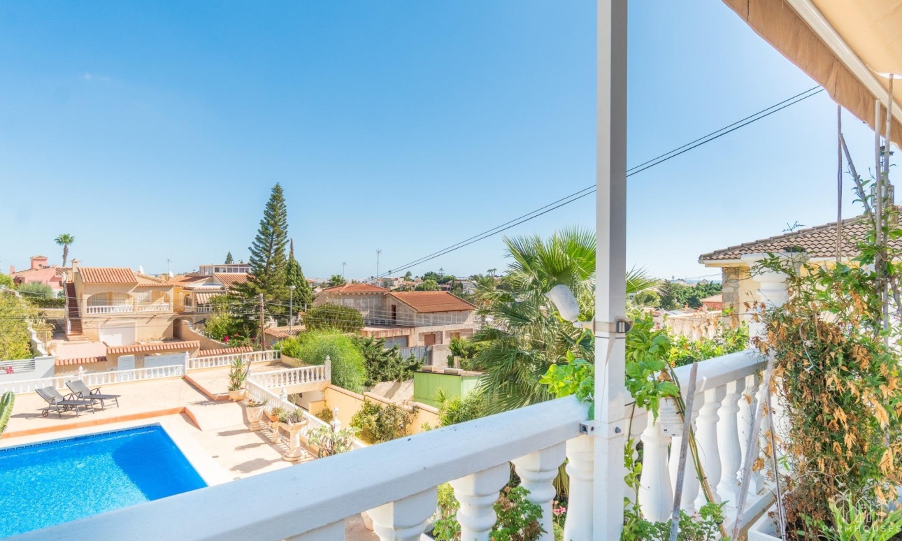 Revente - Villa - Orihuela Costa - Los Balcones