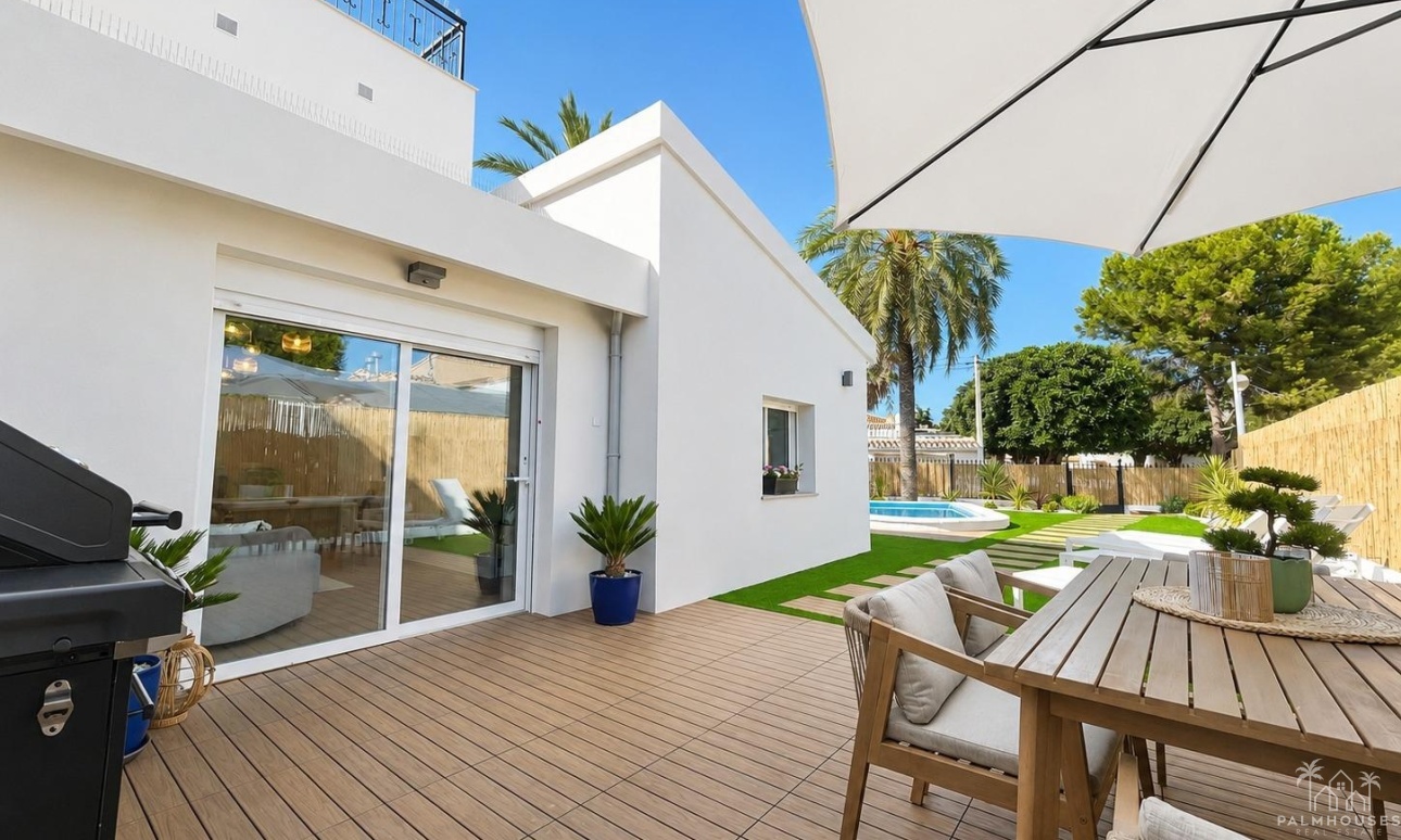 Revente - Villa - Orihuela Costa - Punta Prima