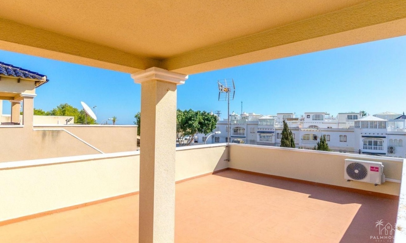 Revente - Villa - Orihuela Costa - Villamartin