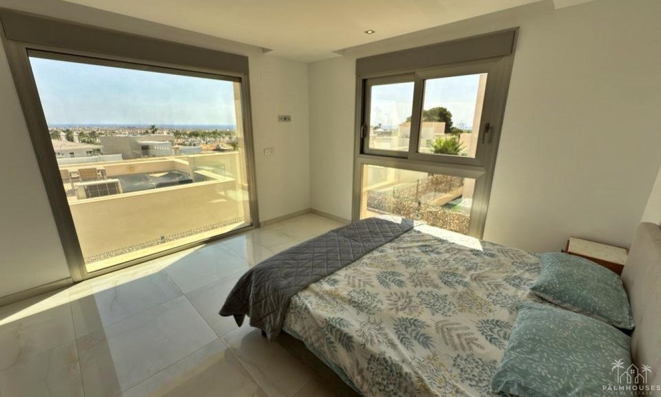 Revente - Villa - Orihuela Costa - Villamartin