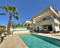 Revente - Villa - Orihuela Costa - Villamartin