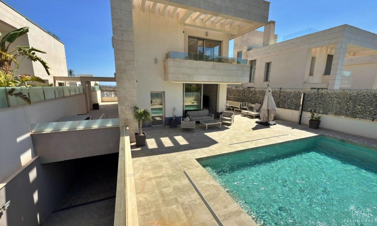 Revente - Villa - Orihuela Costa - Villamartin