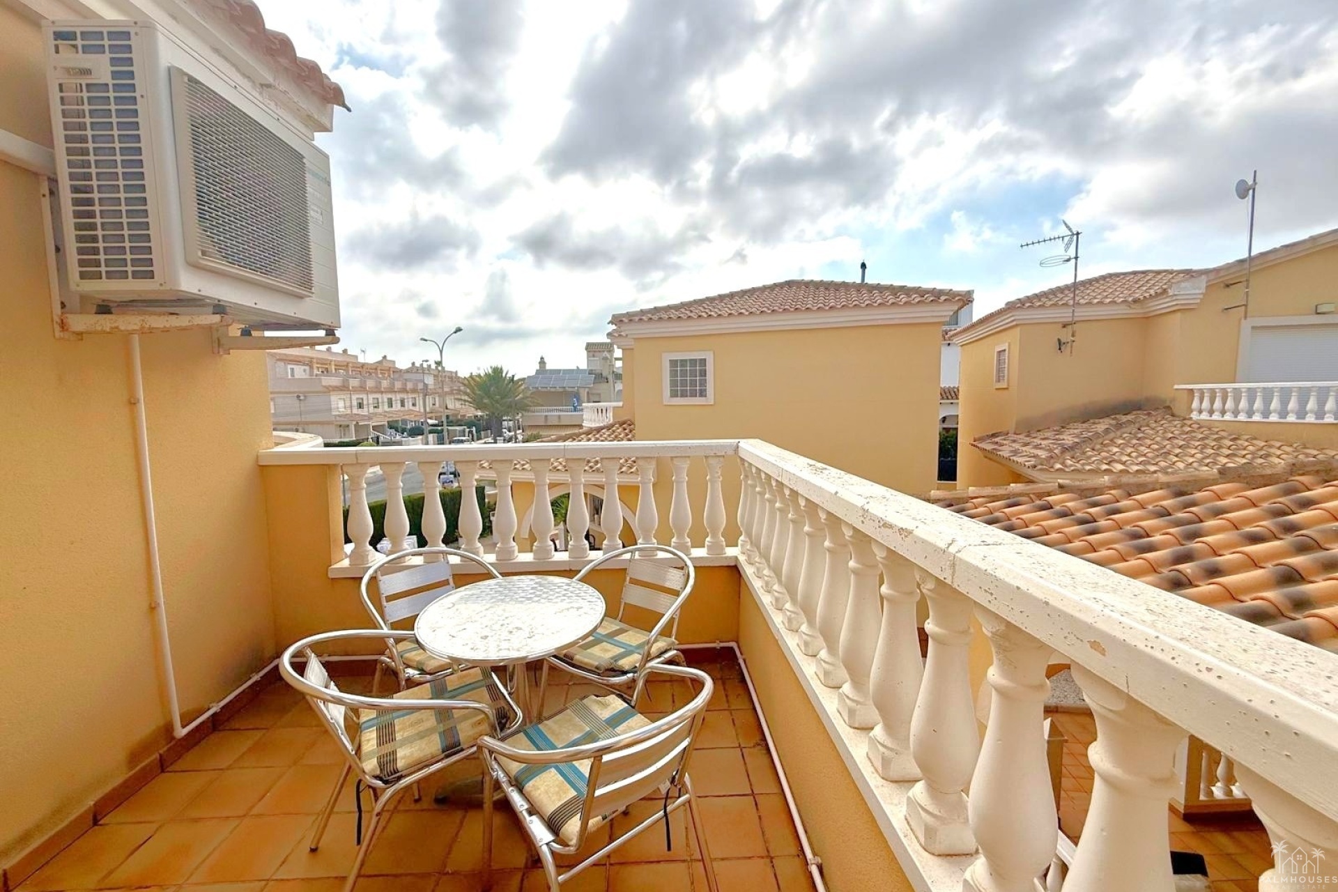 Revente - Villa - Orihuela Costa - Villamartin