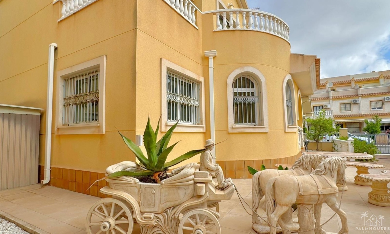 Revente - Villa - Orihuela Costa - Villamartin