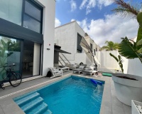 Revente - Villa - Orihuela Costa - Villamartin