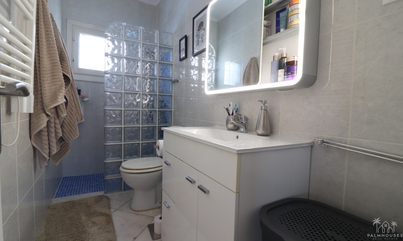 Revente - Villa - Orihuela Costa - Villamartin