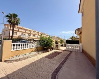 Revente - Villa - Orihuela Costa - Villamartin