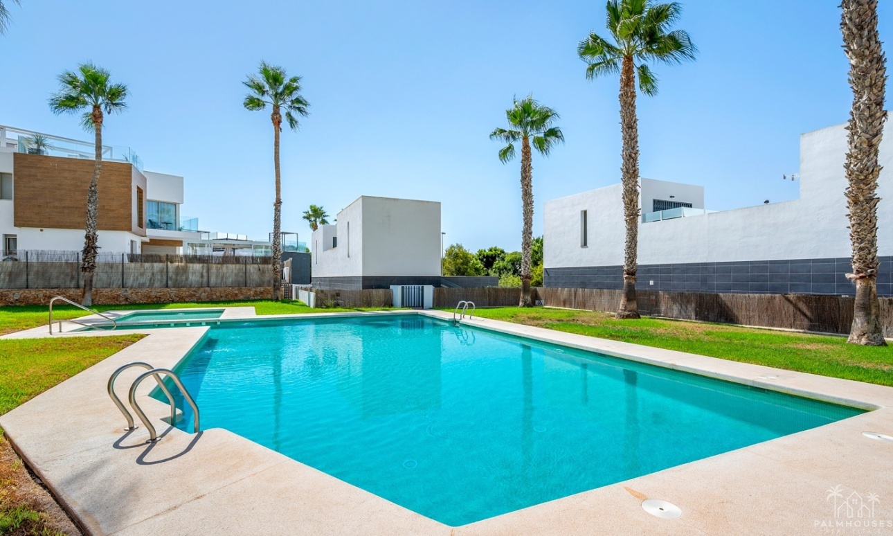 Revente - Villa - Orihuela Costa - Villamartin
