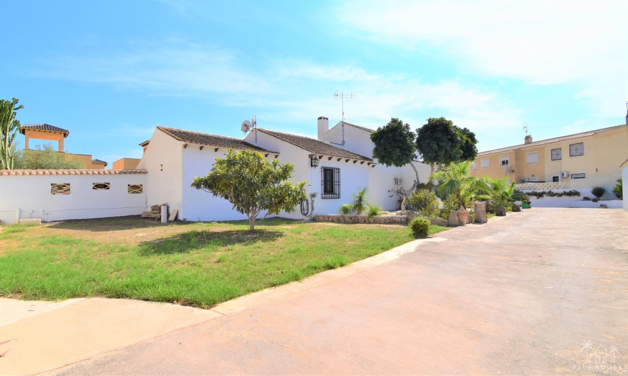 Revente - Villa - Orihuela Costa - Villamartin