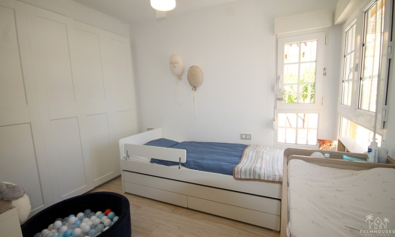 Revente - Villa - Orihuela Costa