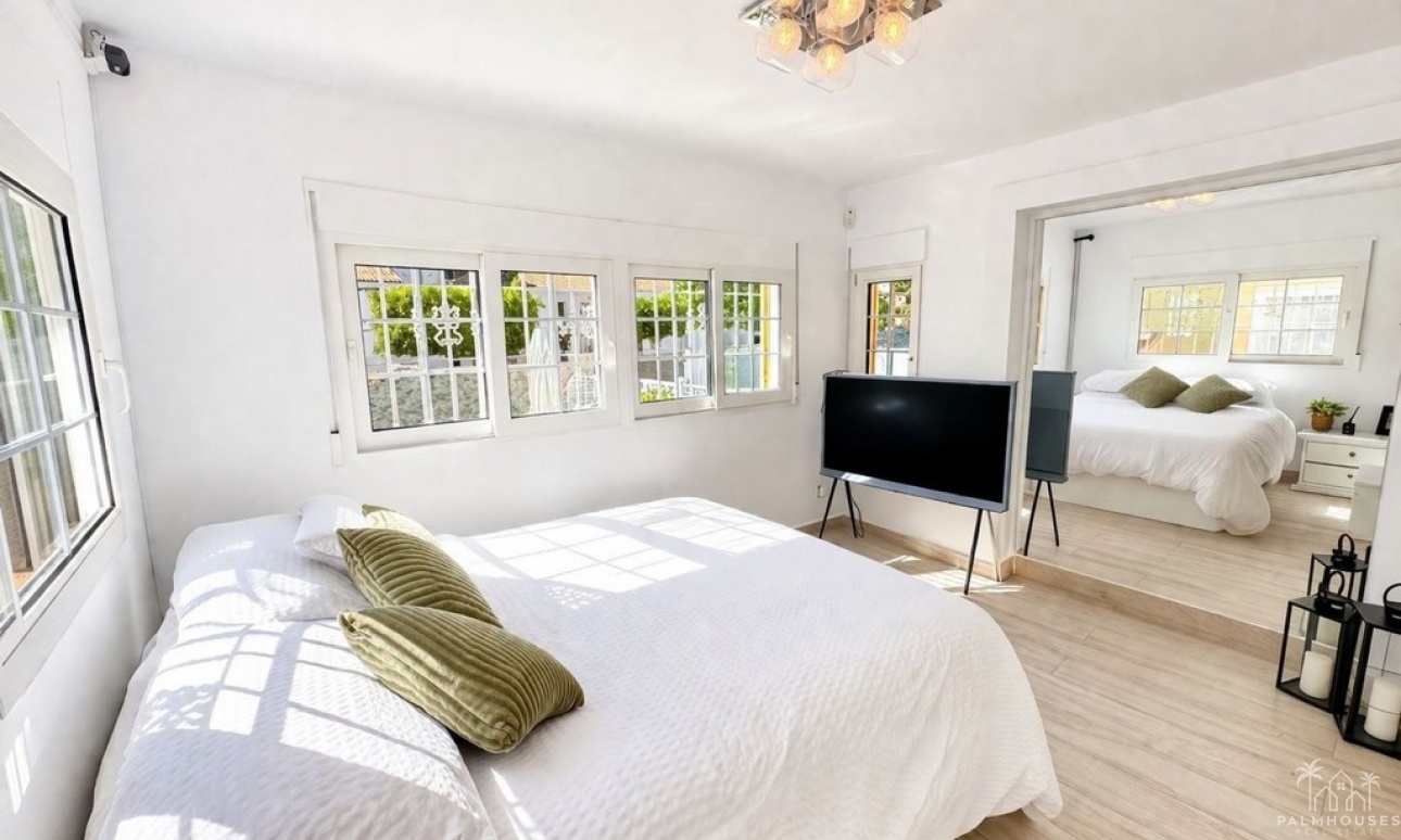 Revente - Villa - Orihuela Costa