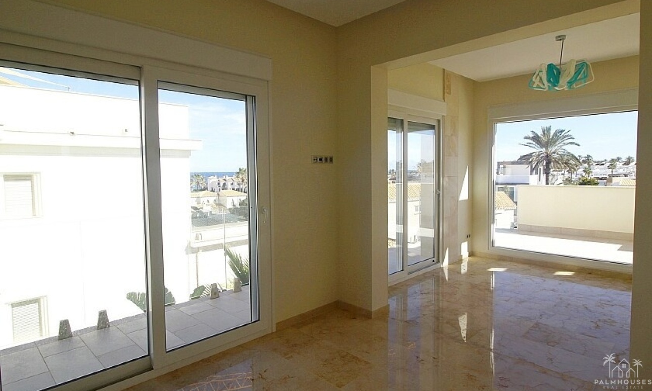 Revente - Villa - Orihuela - La Zenia