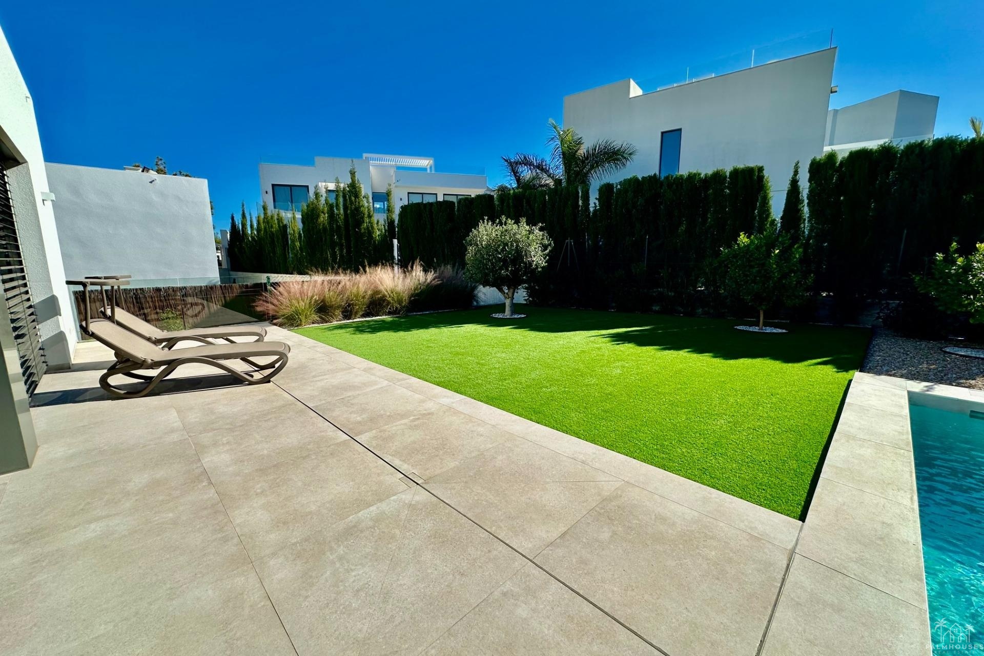 Revente - Villa - Orihuela - Las Colinas