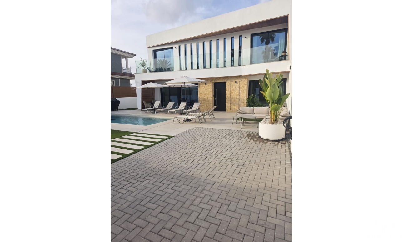 Revente - Villa - Orihuela - Los Altos