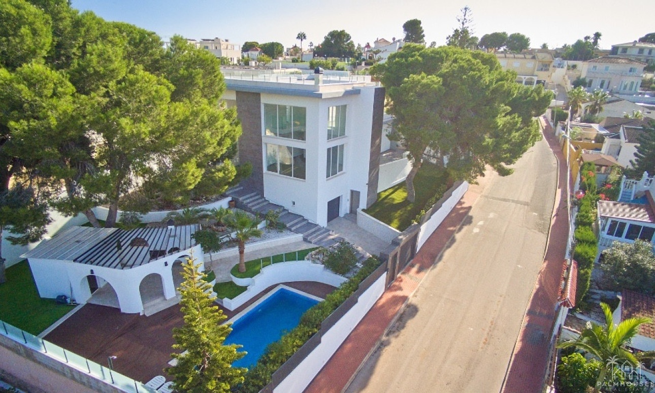 Revente - Villa - Orihuela - Los Balcones