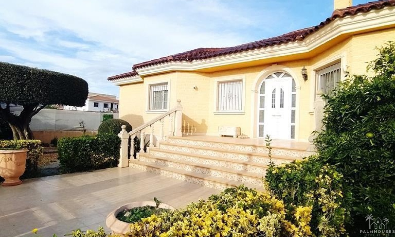 Revente - Villa - Orihuela - LOS DESEMPARADOS
