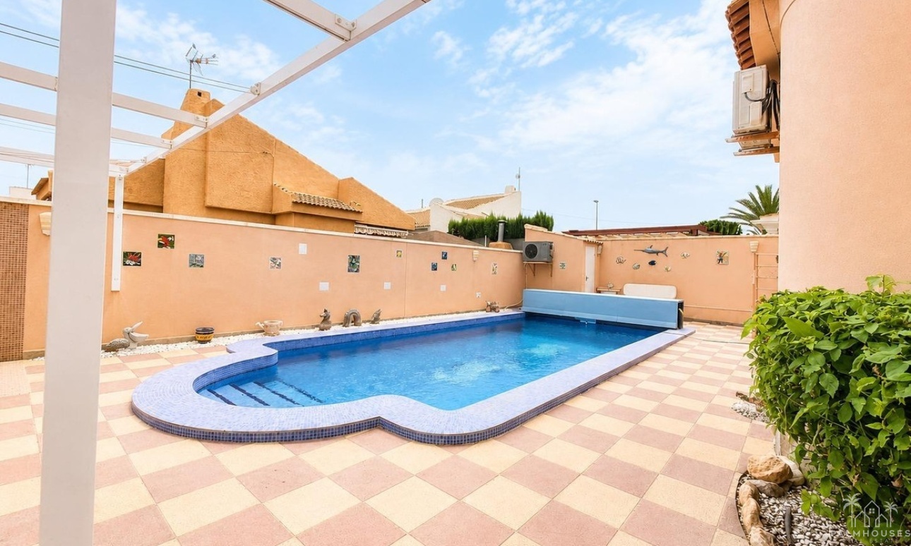 Revente - Villa - Orihuela - Mil Palmeras
