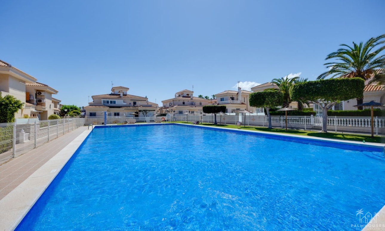 Revente - Villa - Orihuela - Orihuela Costa