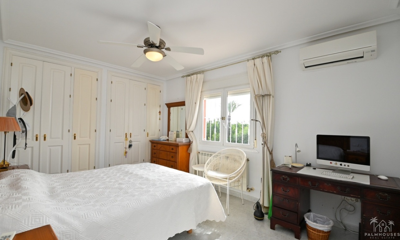 Revente - Villa - Orihuela - Orihuela Costa